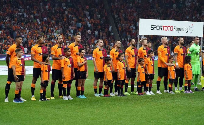 Galatasaray’da Tek Değişiklik