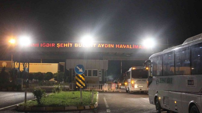 Iğdır’da 906 Afganistanlı Göçmen Ülkelerine Gönderildi