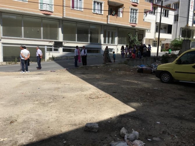 Kocasının Kurşunlarından Kaçan Kadın Ölüme Atladı