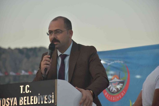 Tosya 2. İ̇pekyolu Fuarı Açıldı