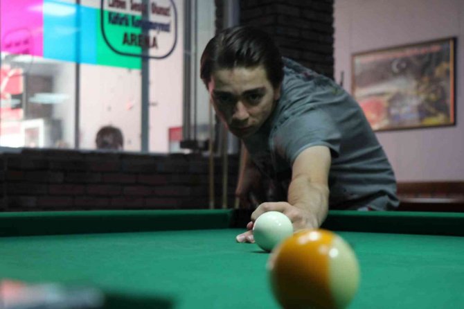 Neşet Ertaş Adına Düzenlenen Bilardo Turnuvası Başladı