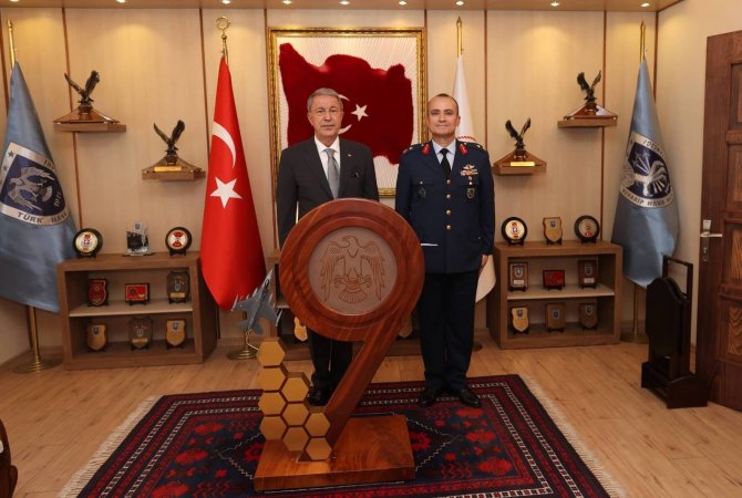 Millî Savunma Bakanı Hulusi Akar Balıkesir’de