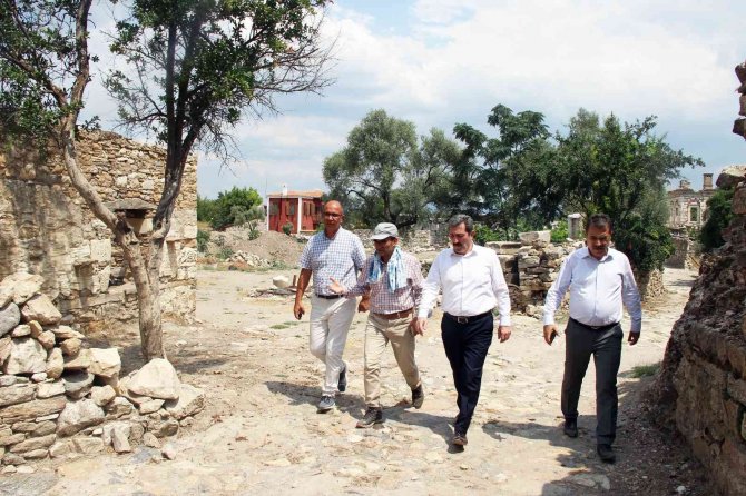 Vali Tavlı Stratonikeia’da Kazı Çalışmalarını İnceledi