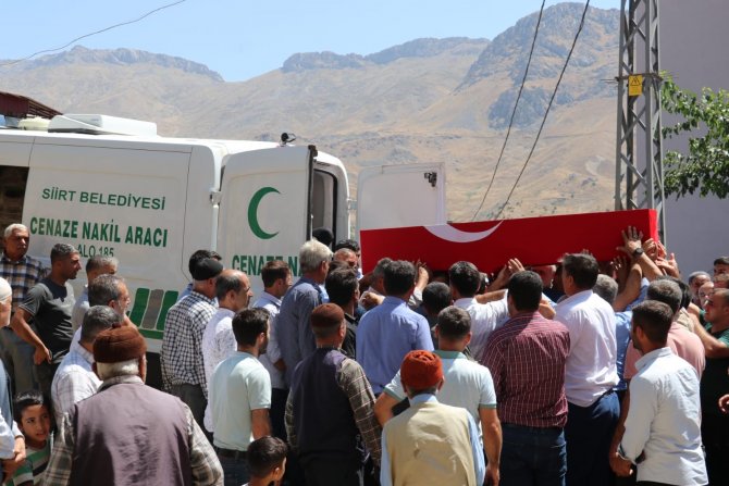 Şehit Piyade Teğmen Ömer Bağra Dualarla Köyünde Defnedildi