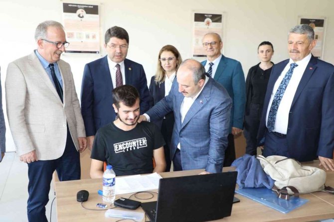 Sanayi Ve Teknoloji Bakanı Mustafa Varank, Barü’yü Ziyaret Etti