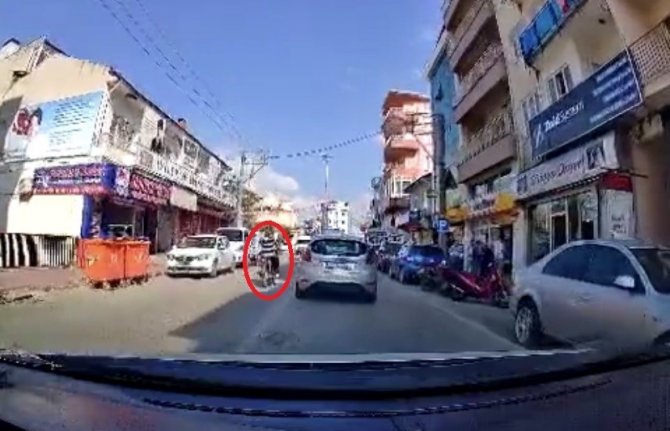 Bursa’da Motosikletin Kaza Anı Kameralarda