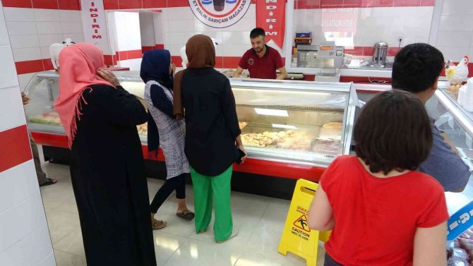 Cumhurbaşkanının Çağrısı Üzerine Ette Yüzde 25 İndirim Yaptı