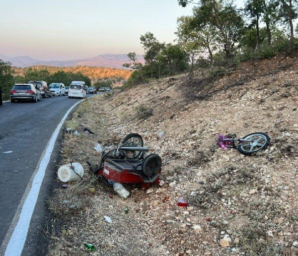 Gelin Aracının Çarptığı Motosiklet Sürücüsü Ağır Yaralandı