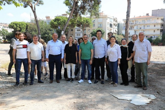 Başkan Sürekli, Karşıyakalı Gençlere İki Müjde Verdi