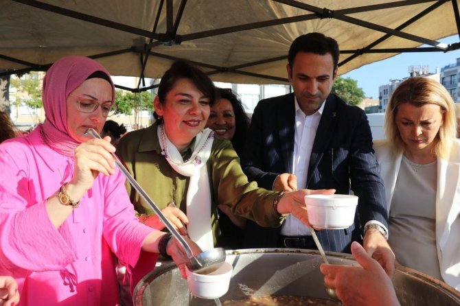 Ak Parti Teşkilatları Çanakkale’de 6 Bin Hanenin Kapısını Çaldı