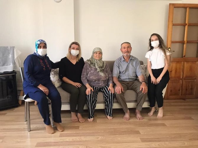 Ak Parti Teşkilatları Çanakkale’de 6 Bin Hanenin Kapısını Çaldı