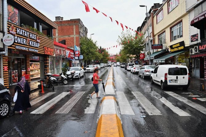 Beyoğlu’nda Yağmurla Mücadele İçin 300 Kişilik Ekip Sahaya İndi