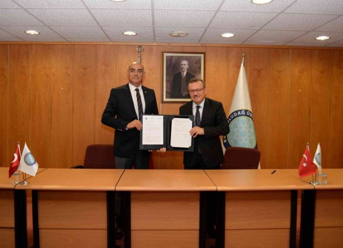 Coşkunöz Eğitim Vakfı İle Akademik Ve Bilimsel İşbirliği