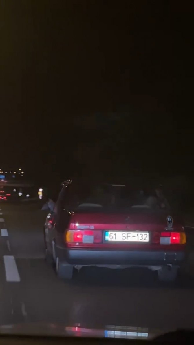 Bursa’da Tek Ayağıyla Araba Süren Kişiye Ceza Yağdı