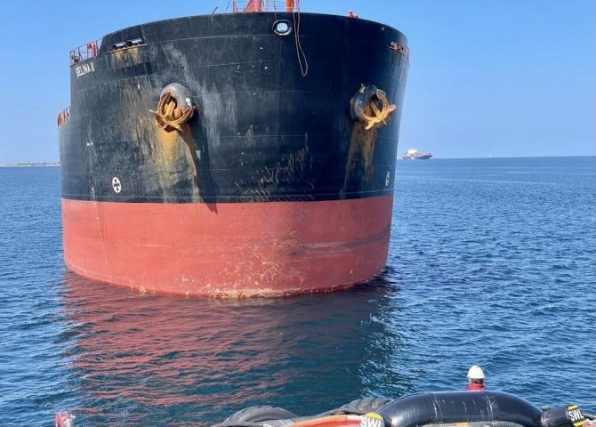 Çanakkale Boğazı’nda Arızalanan Tanker Gemisi Kurtarıldı