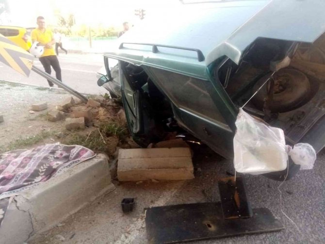 Demirözü Kavşağında Trafik Kazası: 1 Yaralı