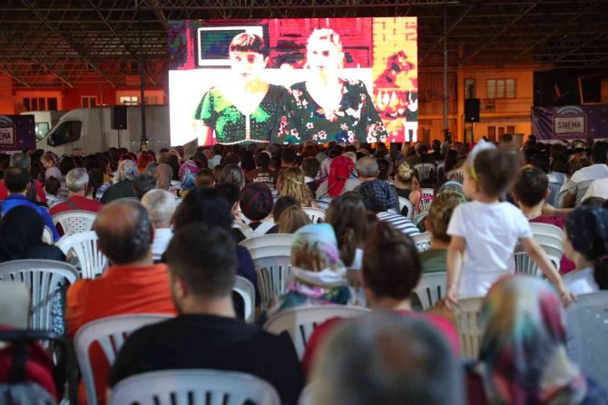 Sinemaseverler Merkezeefendi’de Buluşacak