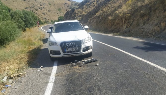 Otomobil İle Sepetli Motosiklet Çarpıştı: 2 Yaralı