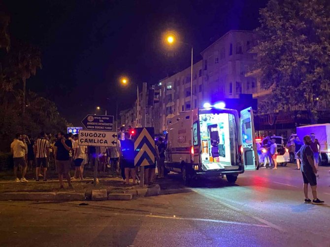 Gazipaşa’da Kavşakta İki Araç Çarpıştı: 1 Ölü, 1’i Ağır 2 Yaralı