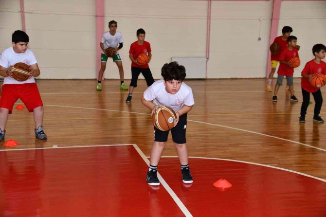 Gsb Spor Okullarına 10 Binin Üzerinde Başvuru Yapıldı