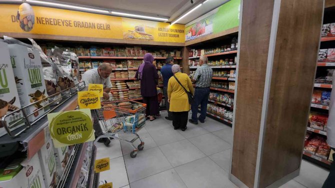 Cumhurbaşkanı’nın Açıklaması Sonrası Vatandaşlar Soluğu Tarım Marketlerinde Aldı