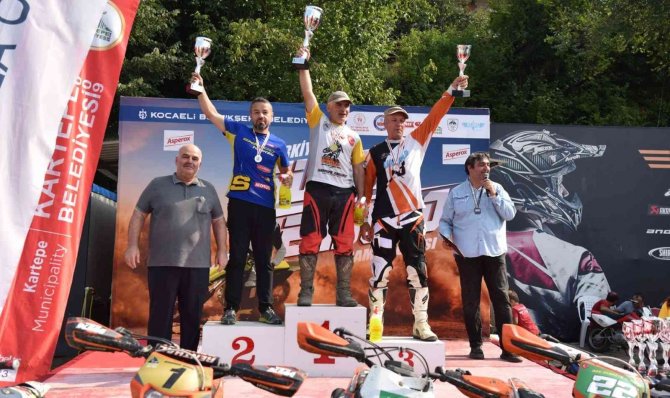 Süper Enduro Yarışları Nefes Kesti