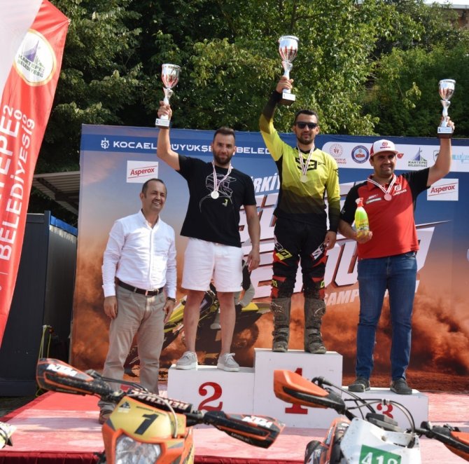 Süper Enduro Yarışları Nefes Kesti