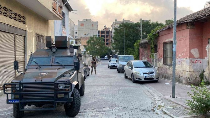 Pkk’nın İlk Eyleminin Yıl Dönümünde Ortalığı Karıştıracaklara Şafak Operasyonu