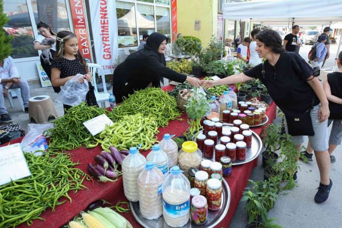 Ürünlü’de Biberin Bin Bir Çeşit Lezzeti Yarıştı