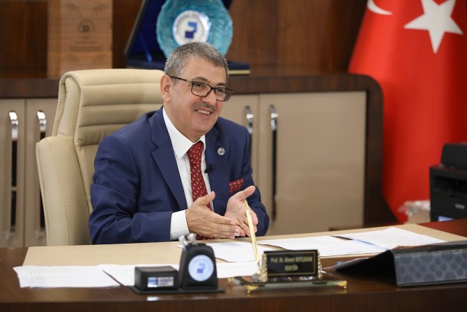 Rektör Kutluhan Göreve Geldiği Günden Bugüne Geçen 2 Yılı Değerlendirdi