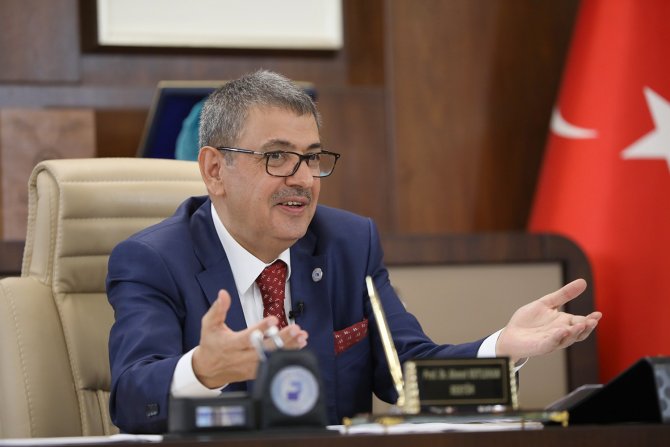 Rektör Kutluhan Göreve Geldiği Günden Bugüne Geçen 2 Yılı Değerlendirdi