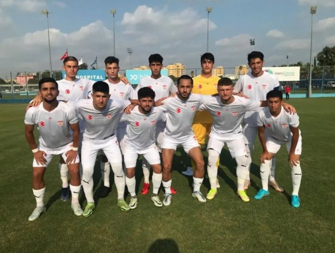 Rezerv Lig: Adana Demirspor: 3 - Dg Sivasspor: 1