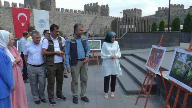 Kayseri’de 12. Tarım Ve İ̇nsan Fotoğraf Sergisi Açıldı