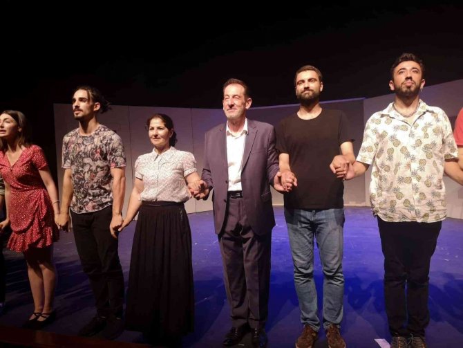 Trabzon Oda Tiyatrosundan Anlamlı Proje