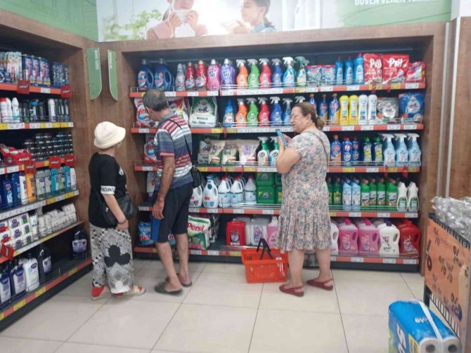 Aydın’da ’İndirim’ Yoğunluğu