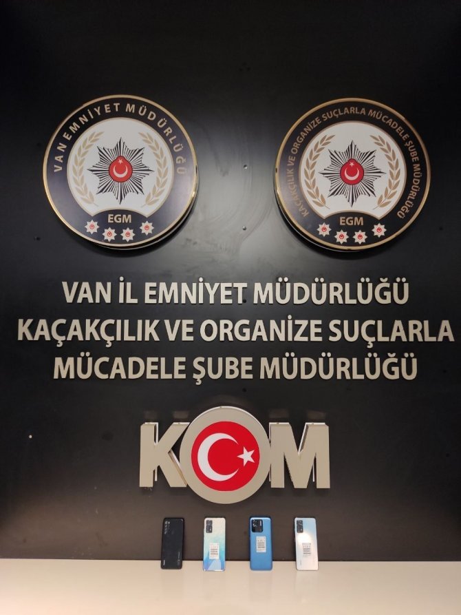 Van’da Gümrük Kaçakçılığı Operasyonları