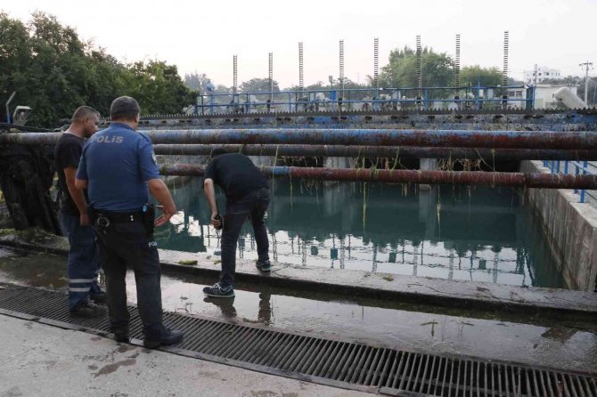 Hidroelektrik Santrali Kapaklarında Erkek Cesedi Bulundu