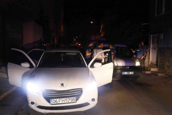 Otomobiliyle Ölümüne Kaçtı, 30 Kilometre Sonunda Yakalandı