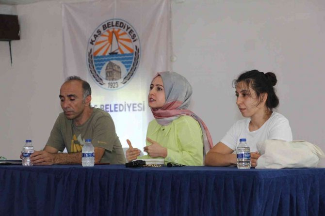 Kaş’ta Seracılık Kursu Açıldı