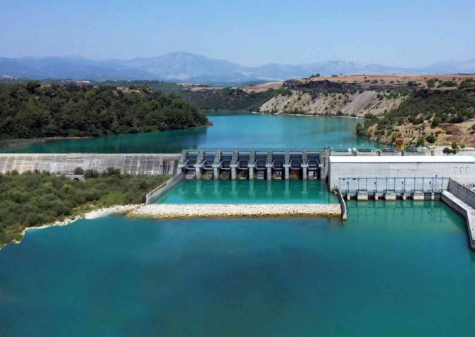 Aydem Yenilenebilir Enerji Yılın İlk Yarısında Net Karını 13 Kat Artırdı