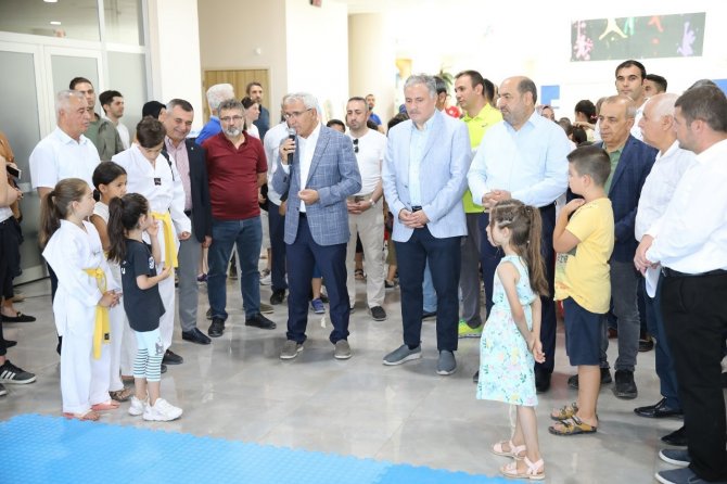 Battalgazi’de Gençlere Kültürel Spor Hizmeti