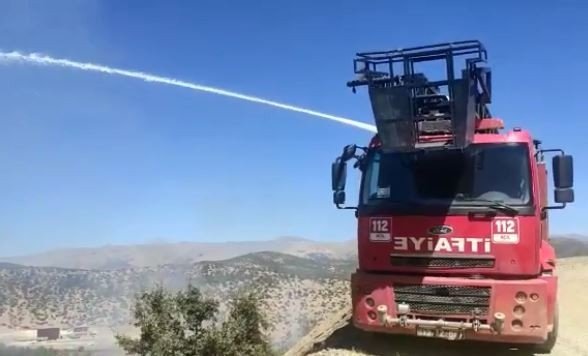 Hizan’da Örtü Yangını