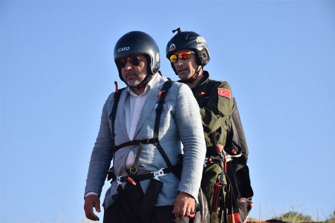 Afyonkarahisar’da İlk Kez Yamaç Paraşütü Festivali Düzenlenecek