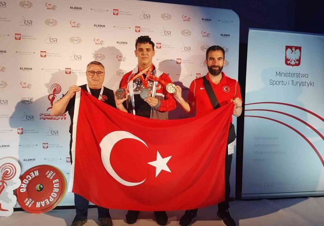 Pamukkaleli Halterci Avrupa Üçüncüsü Oldu