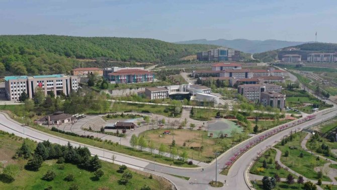 Düzce Üniversitesi Yüzde 100 Doluluğa Ulaştı