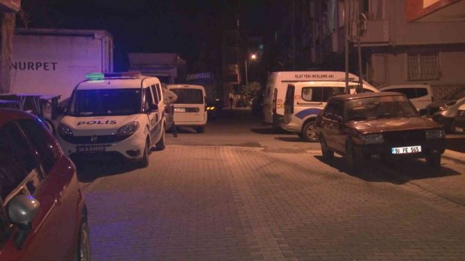 Esenyurt’ta Ortakların Alacak Verecek Meselesi Kanlı Bitti: 1 Ölü