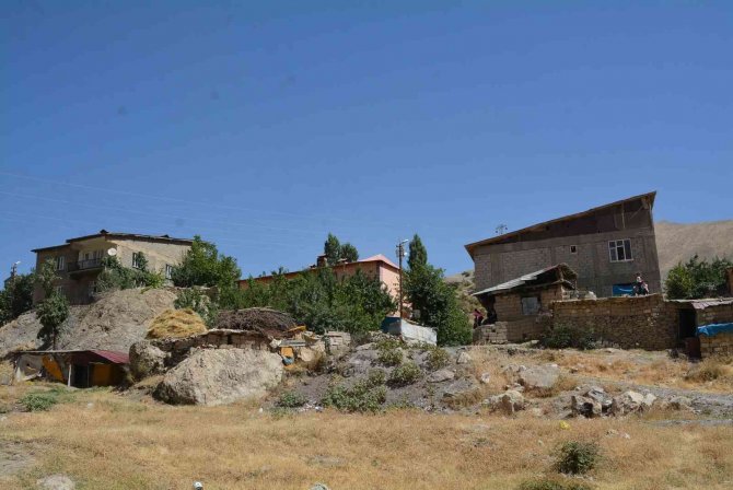 Vali Akbıyık, Hafriyat Döküm Alanını Denetledi
