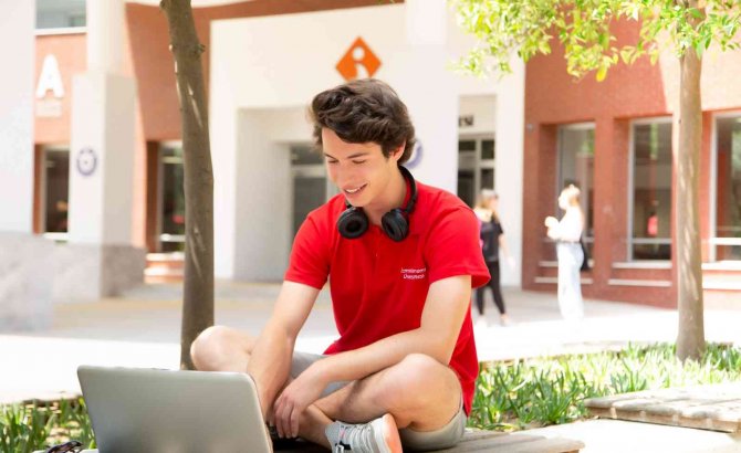 İ̇zmir Ekonomi Üniversitesi Tercih Sonuçlarında Büyük Başarı Yakaladı