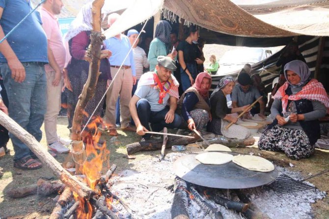 Kaş’ta Gömbe Yörük Şenliği Yapıldı