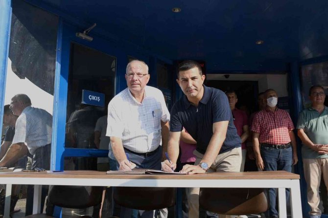 Kuşadası Belediyesi’nde Ek Zam Sevinci